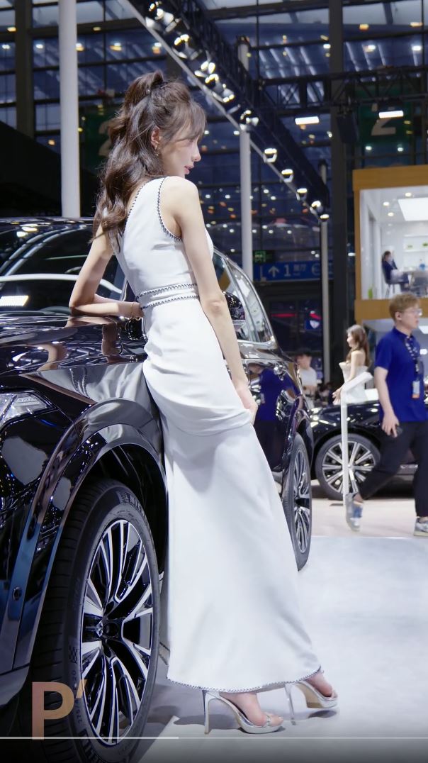 中國  粵港澳大灣區車展 Volvo 車模 001 模特 賽車模特兒